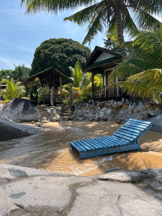 Beach House Kampung Genting Exterior foto