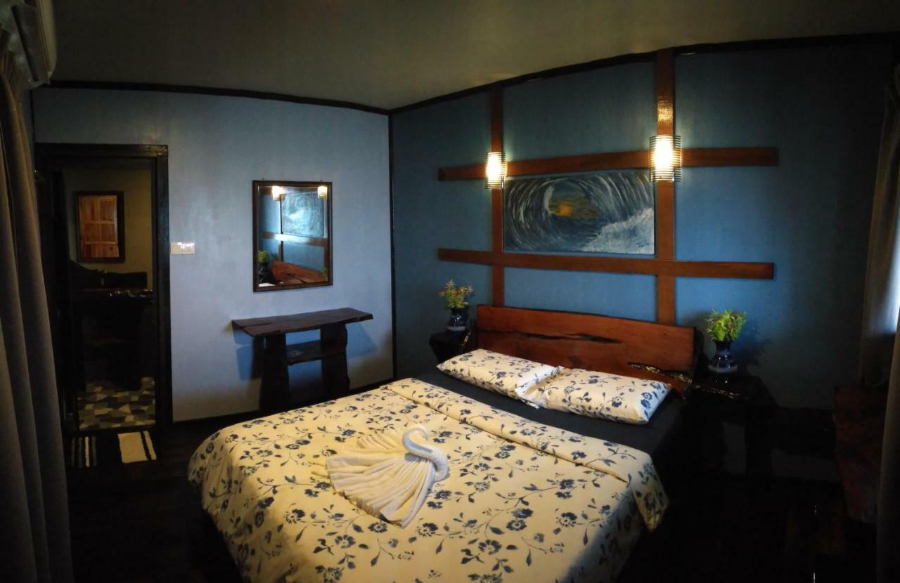 Beach House Kampung Genting Exterior foto